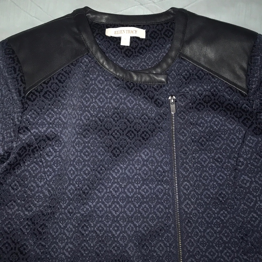 Ellen Tracy small navy blue jacket
